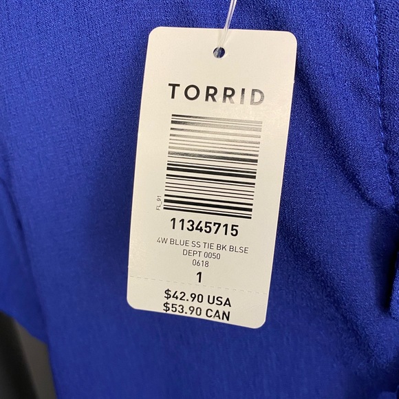 Torrid Blouse - Picture 2 of 4
